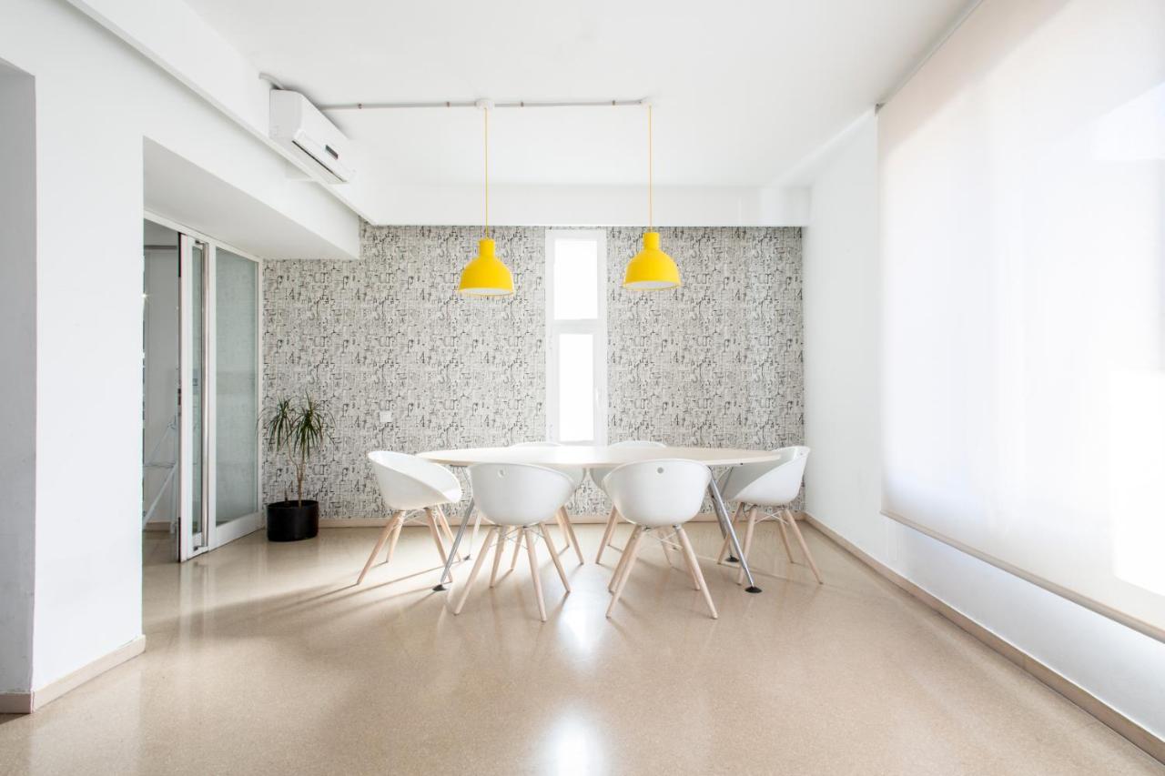 Residencia Universitaria Resa Francesc Giralt I Serra Terrassa Ngoại thất bức ảnh